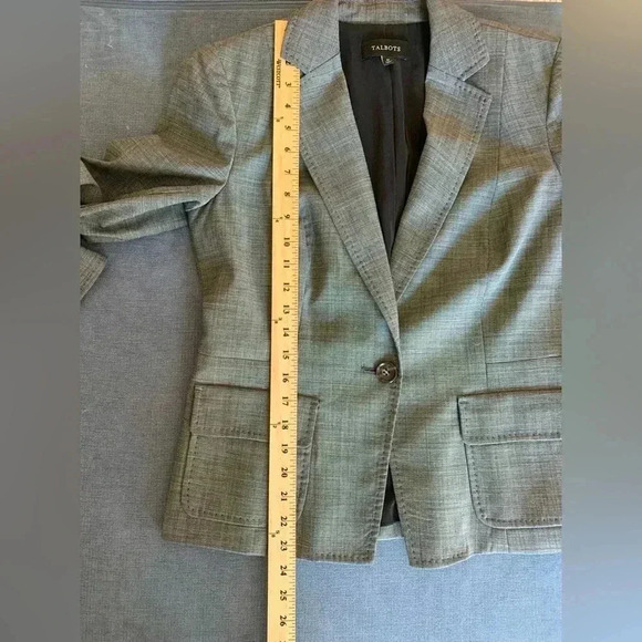 Woman’s Talbots Heather Grey Wool Blend Classic Long Sleeve Button Blazer Size10 - Picture 9 of 9
